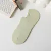 Calcetines Mujer Verano Delgados Tobilleros Color Sólido Que No Se Bajan Antideslizantes Invisibles Cortos Resistentes al Olor de Boca Baja Calcetines Cortos Mujer Verano
