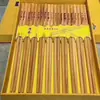 Pauzinhos Naturais de Tuia, Sem Pintura, Pauzinhos de Madeira Maciça Sem Cera, Pauzinhos de Madeira de Asa de Frango, Madeira Resistente a Mofo, Pauzinhos de Alta Qualidade Ecológicos