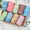 Cuerda de Algodón con Núcleo de Color Degradado de 3 mm Tejida a Mano Color Arcoíris Línea Decorativa DIY Resistente al Desgaste y Duradera Empaque de Regalo Adornos Colgantes