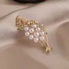 Broche Floral de Gama Alta Corsage Moda de Nicho Lujo Accesible Broche de Mariposa Accesorios de Alta Gama para Traje Abrigo para Mujer