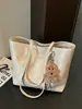 Bolsa de Gran Capacidad Transfronteriza Moda Femenina Bolso de Hombro Único Nuevo Estilo 2026 Tendencia Bolso para Viajes Diarios de Mujer Sensación de Alta Gama Para Clase Bolso Tote