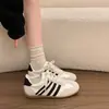 Zapatos de Entrenamiento Alemanes de Moda Francesa para Mujer 2026 Primavera Otoño Nuevos Retro de Suela Plana Ligeros Casuales Versátiles con Cordones Zapatos Blancos