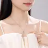 Collar Conectado de Corazón y Estrella para Mujer Lujo Ligero Nicho Sentido de Alta Gama Cadena para Clavícula Moda Colgante en Forma de Corazón y Estrella Regalo para Novia
