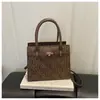 Bolsas Novas, Modernas e Versáteis São Populares Este Ano para o Deslocamento Diário, Bolsas de Ombro e Transversais, Bolsas Femininas de Alta Qualidade, Bolsas Quadradas Pequenas