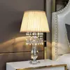 Lámpara de Mesa de Cristal Moderna y Elegante Iluminación de Mesita de Noche para Dormitorio Luz de Sala de Estar Lujo Cálido Romántico Boda Estilo Americano Regulable Control Remoto