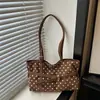Bolso de hombro de gran capacidad con lunares, estilo nuevo de verano 2026, simple, para el día a día, de axila