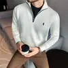 Suéter de Invierno 2025 Estilo Lujo Ligero Old Money para Deportes al Aire Libre para Hombre con Media Cremallera Chaqueta de Punto Moderna Cómoda