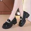 Sapatos Mary Jane de Couro Populares para Mulheres 2026 Primavera Novo Estilo Sapatos Femininos que Aumentam a Altura Mocassins de Solado Grosso Sapatos de Salto Plataforma Sapatos de Solado Macio