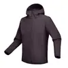 Chaqueta de montañismo unisex de alta calidad de color liso, nueva colección 2026, chaqueta softshell suave, transpirable y resistente al desgaste para exteriores
