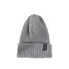 Nuevo Sombrero de Lana para Hombre Estilo Coreano Moda Cálido Resistente al Frío Etiqueta de Tela Gorro Tejido Protección para las Orejas para Mujer Sombrero Versátil Moda Japonesa