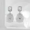2026 Nuevo Modelo Lujo Ligero Exquisitos Pendientes Colgantes para Mujer de Calcedonia Verde con Hebilla de Seguridad de Jade Imitación