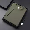Camiseta Regular de Manga Curta com Ombro Normal, Cor Sólida, Tecido Pesado 280g para Homens, Corte Slim Fit, Verão, Sorona, Estilo Americano, Cleanfit, Tendência
