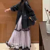 Nueva Tendencia Primavera y Otoño 2026: La Popular Chaqueta Negra de Cuero Estilo Coreano de Este Año para Mujeres Menudas