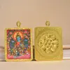 Colgante Thangka de Tara Verde y Tara Blanca Pintado a Mano en Oro Estilo Étnico Adorno Colgante Retro Caja Dorada Ga Wu
