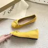 Zapato Individual de 3 cm con Combinación de Colores, Aumento Oculto de Altura, Lazo Elegante, Nuevos Zapatos Mary Jane de Terciopelo Dopamina Primavera 2026
