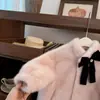 ¡Estilo Pequeño Chanel Edición de Año Nuevo! Abrigo de Piel Rosa Lujoso y Precioso con Lazo y Acabado de Alta Gama para Mujer