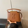 Fornecimento Exclusivo Transfronteiriço de Bolsas com Designs Criativos e Estilosos, Bolsas Versáteis, Novas Bolsas de Ombro e Transversais da Moda 2026 para o Verão
