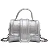 Mini Bolsa de Nicho Pequena para Mulheres Primavera/Verão 2026, Bolsa Quadrada Pequena Fashion com Toque de Luxo, Bolsa Transversal de Ombro Único Estilo Influenciadora da Internet Tendência para Mulheres