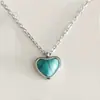 Collar con colgante de ágata natural para el amor, cadena para la clavícula de acero de titanio que no se decolora, para mujer, lujo ligero, alta gama, moda, temperamento.