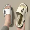 Pantuflas de masaje para hombre, nuevo estilo de verano 2026, para uso en interiores y en casa, antideslizantes, resistentes al olor, de suela gruesa, cómodas y diseñadas para usar en casa