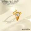 Moda Cruzada Europeia e Americana Exquisito Anel de Zircônia Anel de Aço Inoxidável Banhado a Ouro 18K Design Versátil Joias Atacado