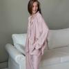 Estilo Novo de Verão Europeu e Americano Conjunto de Pijama Feminino Duas Peças Preto Solto Confortável Macio Calças Longas de Manga Longa Roupa de Casa Transfronteiriça