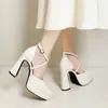 Sandalias de tacón grueso estilo francés para mujer 6905-3, con un elegante diseño de punta cuadrada, versátiles y elegantes, perfectas para combinar con vestidos, y ofreciendo impresionantes tacones altos para uso en exteriores.