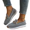 Zapatos Casuales de Talla Grande para Mujer Europeos y Americanos de Amazon 2025 Primavera Nuevos Zapatos sin Cordones con Hebilla Metálica y Punta Redonda Venta al por Mayor