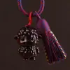 Lindo Llavero Colgante de Oveja Pequeña de Madera de Haya Curativa Encanto Tejida a Mano para Bolso Versátil Regalo del Año de la Oveja del Zodiaco
