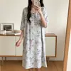 Camisola de Seda de Algodão para Mulheres, Novo Vestido de Verão Estilo Chinês, Vestido de Seda de Algodão Que Pode Ser Usado Fora, Roupa de Casa de Alto Padrão Extra Longa para Primavera e Outono