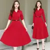 Vestido Polo de Color Sólido a Media Longitud con Botones para Mujer, Estilo Elegante de Temperamento para Primavera y Otoño, Cintura Marcada, Manga Larga, Falda Línea A
