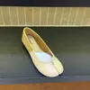 Ludake Sapatilhas Coloridas Delicadas para Meninas Estilo Coreano Couro Macio Bico Dividido Versátil Plano Sapatos Casco de Porco