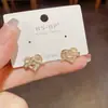 Pendientes de Corazón Nudo Completamente de Diamante Estilo Coreano Elegantes y de Moda, Exquisitos y Compactos, Lujo Ligero, Versátiles, Pendientes de Diseño Súper Brillantes para Mujer