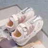Sapatos de Menina Tênis Primavera e Outono Malha Estilo Popular 2026 Novo Estiloso Versátil Sapatos Infantis Forrest Gump Sapatos de Bebê