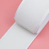 Gancho Velcro Adhesivo al por Mayor Superficie Autoadhesiva Gancho de Nylon Blanco y Negro Cinta de Bucle Cinta de Doble Cara Fuerte sin Rastro
