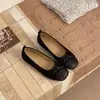 Zapatos de Ballet con Lazo Estilo Retro Francés para Mujer 2026 Nuevos Planos Versátiles Elegantes Sin Cordones Poco Profundos de Una Sola Pieza