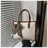 Lenço de Seda 2025 Nova Moda Handicap Simples Colorblock Mulheres Texturizado Casual Estilo Ocidental Ombro Transversal Portátil Pequena Bolsa Quadrada