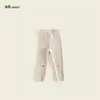 Pantalones de Niña Otoño 2025 Nuevos Elegantes Casuales Largos para Niños Pequeños, Mallas de Princesa para Niños Primavera y Otoño para Ropa de Exterior