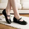 Mocasines negros de punta redonda, estilo francés, inspiración retro, con una sola tira, suela plana, de cuero suave, cómodos - un zapato de mujer simple y versátil para el uso diario