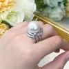 Anillo de perla blanca australiana estilo palacio retro de lujo ligero diseño de nicho femenino anillo índice de diamantes completos con lazo temperamento elegante