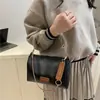 Bolsa de Corrente Nova Outono 2026 de Luxo Leve com Toque de Alto Padrão, Fashion, Versátil, Elegante, Simples, Casual, de Ombro, Transversal e Bolsa de Mão