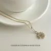 Aretes de Margarita Completa de Diamantes, Diseño de Nicho de Lujo Ligero con un Toque de Alta Gama, Regalo de Merchandising de Soporte de Abanico, Aretes de Flor Completa de Diamantes