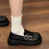 Zapatos de cuero retro para mujer con plataforma gruesa, nueva colección de otoño 2026, perfectos con vestidos, con un estilo británico retro, suela suave y mocasines que aumentan la altura