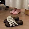 Pantuflas para Vacaciones, Bordadas con Perlas, Para Usar al Aire Libre, Vestido de Verano para Mujer, Sandalias de Estilo Francés, Nuevas Cuñas 2026, Estilo Suave con una Sola Tira