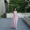 Vestido Longo de Moda Francesa com Manga Longa, Decote Cruzado em V, Pregueado para Mulheres, Primavera e Outono, Temperamento, Slim Fit, Cintura Marcada, Barra Larga, Formato de Guarda-chuva, Vestido Longo