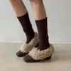 Versión de Cuero Suave~Zapatos Peludos Retro de Punta Cuadrada que Aumentan la Altura Interior para Mujer, Zapatos Planos con Forro de Lana de Invierno, Nuevo Estilo 2026 Zapatos Pequeños de Cuero