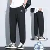 Pantalones deportivos casuales cruzados de secado rápido para hombre, corte holgado, estilo fino de verano, pantalones jogger de seda helada, nuevos pantalones de verano para hombre