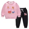 Traje de suéter para niños otoño e invierno 2023 estilo occidental nuevo traje cálido de invierno acolchado de terciopelo de manga larga para niños grandes