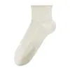 Calcetines con Borde Enrollado para Mujer, Calcetines Cortos Finos de Verano, Malla Transpirable Blancos Antibacterianos Antiolor Sin Costuras a Media Pantorrilla para Mujer en Verano