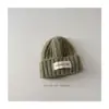 Gorro de Invierno Tejido Estilo Coreano para Niños Moda Versátil Letra Niños y Niñas Cálido Color Sólido Gorro sin Visera Venta al por Mayor
